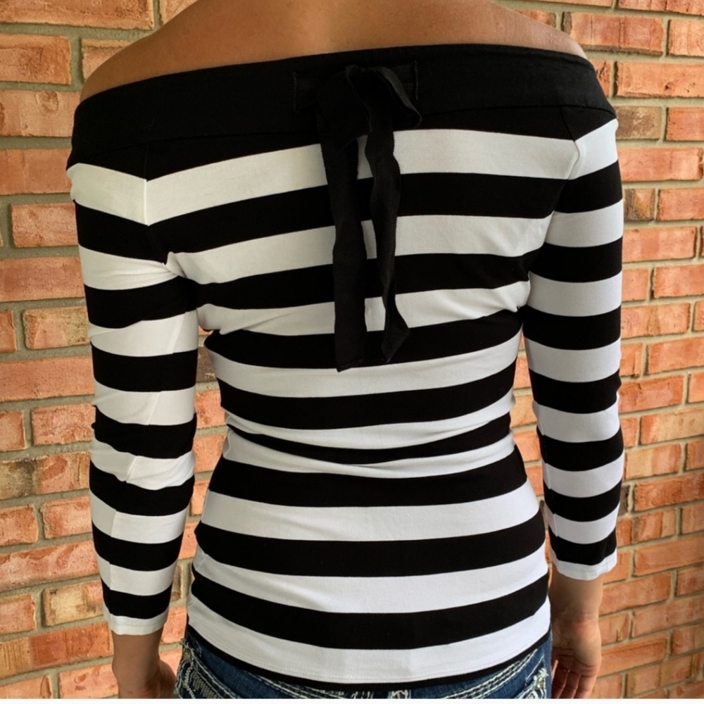 WHBM Pearl Rhinestone Striped Top - Picture 4 of 4